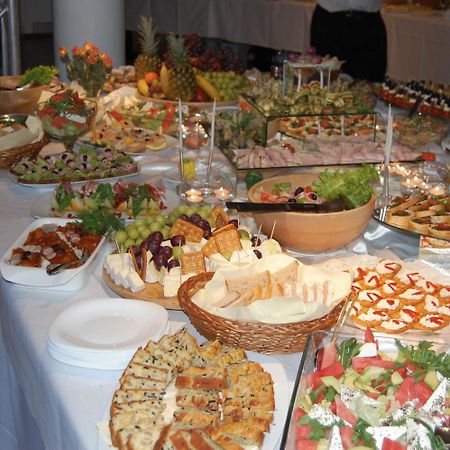 Apartamenty & Restauracja Janus اوك المظهر الخارجي الصورة